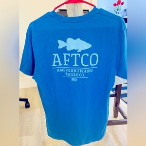 Aftco Women’s T-shirt. Size Small.